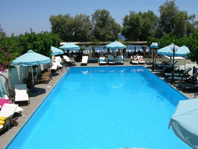 Kamári Rk Beach Hotel מראה חיצוני תמונה
